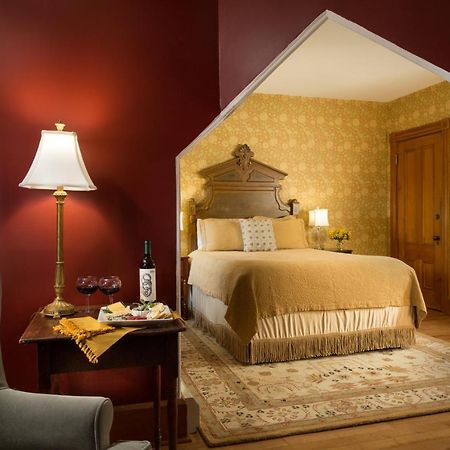 Lang House On Main Street Bed & Breakfast เบอร์ลิงตัน ภายนอก รูปภาพ
